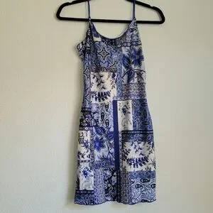 SHEIN | Dresses | Shein Blue And White Patterned Womens Dress | Poshmark SHEIN | Dresses | Shein Blue And White Patterned Womens Dress | Poshmark